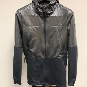 Women’s Under Armour Fitted Cold Gear Jacket w/ Hoodie - Size Small